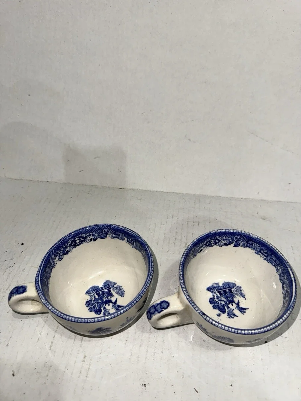 Vintage Blue Willow China Cups Pair Loop Handles Pagoda Blue White Tea Cups